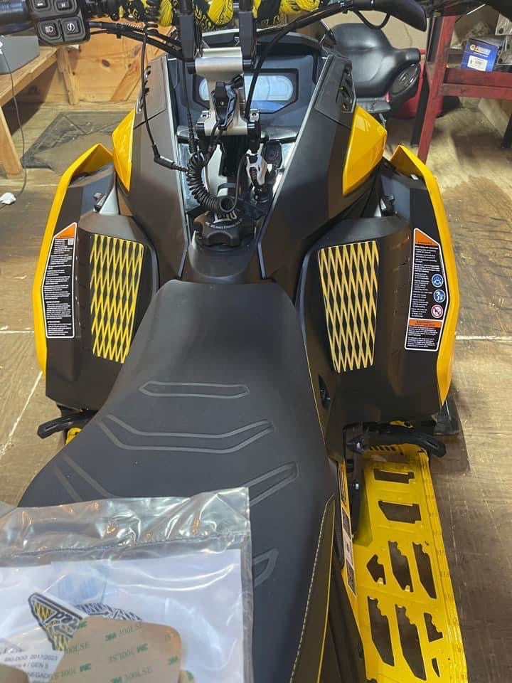 2023/2024 Ski-Doo Gen 5 Trail - Renegade X-RS  MX-Z  Neo Sport Backcountry Expedition
